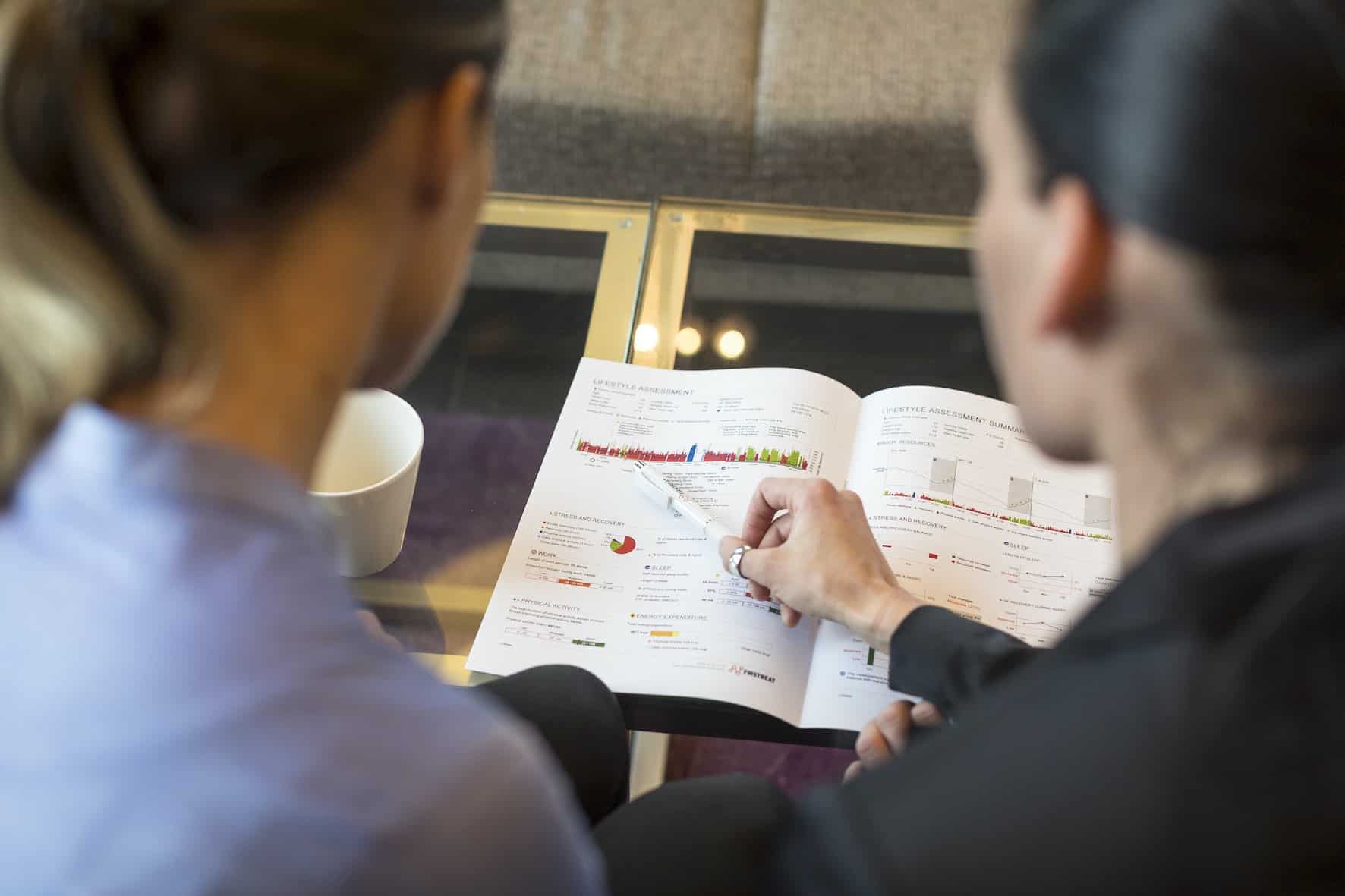 A Firstbeat client getting a lifestyle assessment